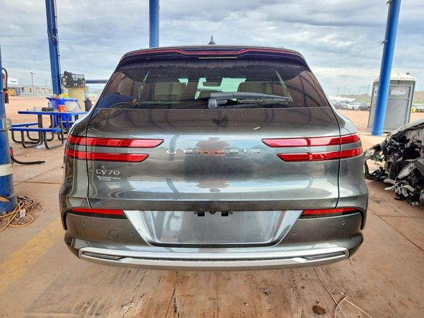 2023 GENESIS ELECTRIFIED GV70