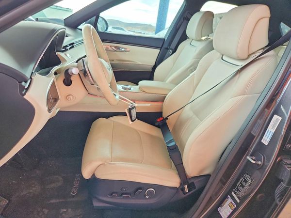 2023 GENESIS ELECTRIFIED GV70