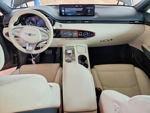 2023 GENESIS ELECTRIFIED GV70