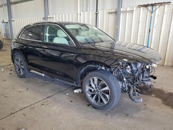 2021 AUDI Q5 quattro Premium Plus