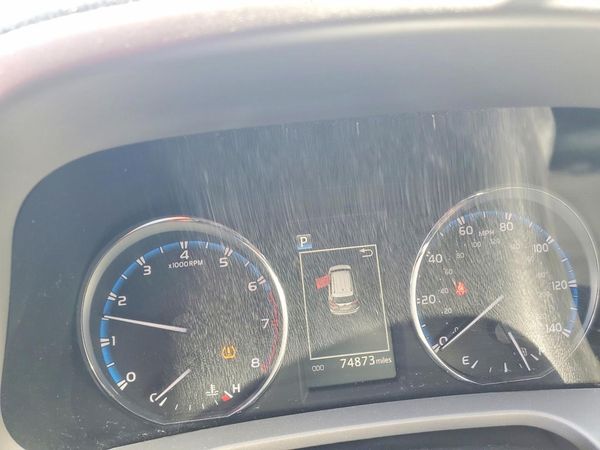 2016 TOYOTA RAV4 XLE (M Grade)