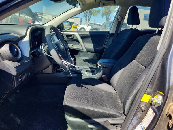 2017 TOYOTA RAV4 LE