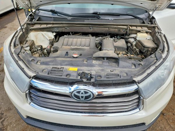 2016 TOYOTA HIGHLANDER Base/Hybrid