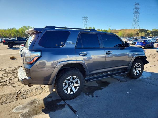 2020 TOYOTA 4RUNNER