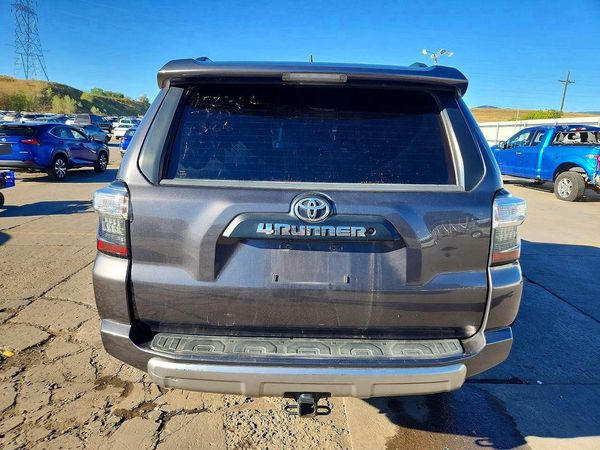 2020 TOYOTA 4RUNNER