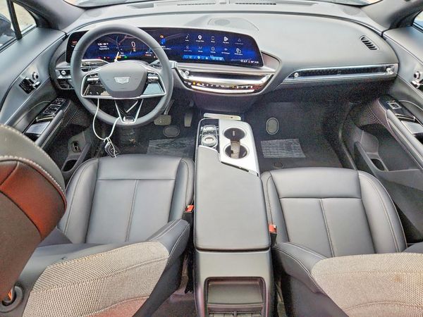 2024 CADILLAC LYRIQ Tech-1