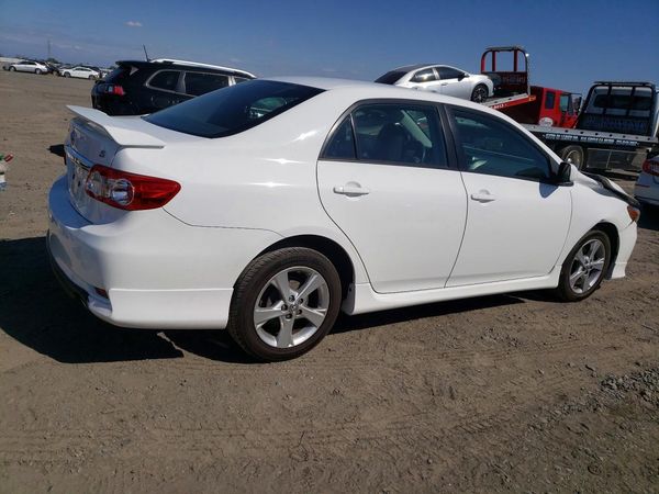 2012 TOYOTA COROLLA