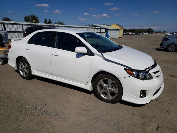 2012 TOYOTA COROLLA