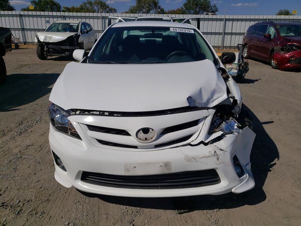 2012 TOYOTA COROLLA