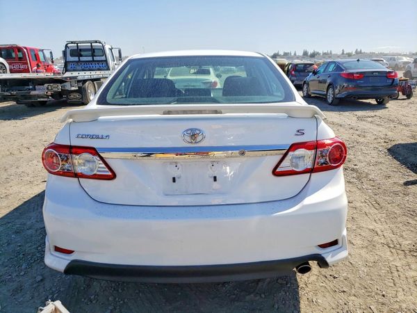 2012 TOYOTA COROLLA