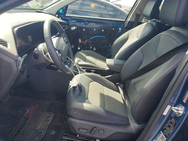2023 KIA NIRO Wind