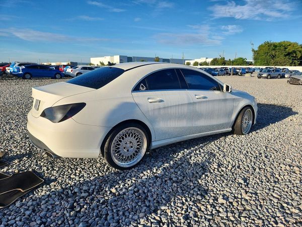 2015 MERCEDES-BENZ CLA CLA250