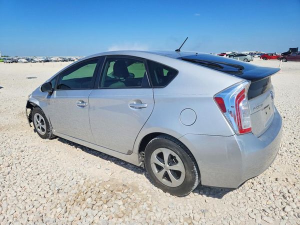2015 TOYOTA PRIUS