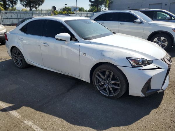 2017 LEXUS IS 200t