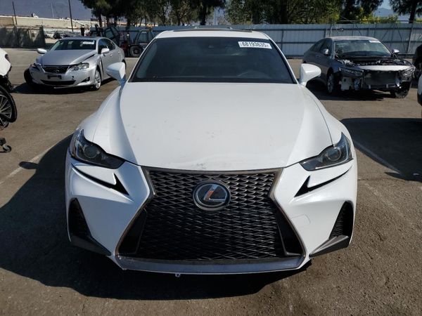 2017 LEXUS IS 200t