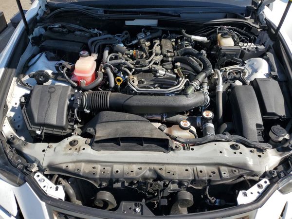 2017 LEXUS IS 200t
