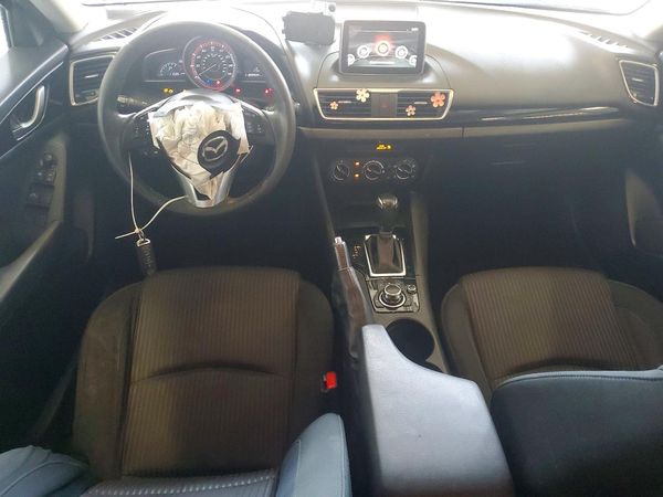 2016 MAZDA 3