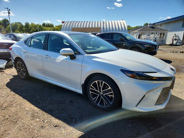 2025 TOYOTA CAMRY