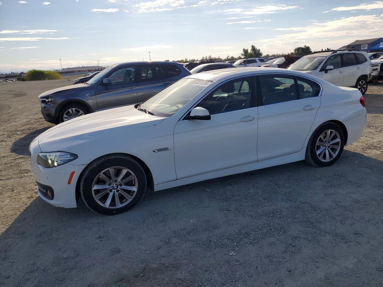 2015 BMW 528