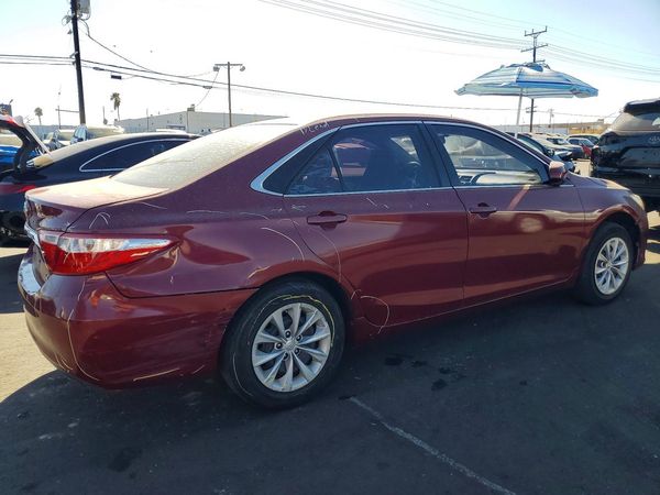 2016 TOYOTA CAMRY