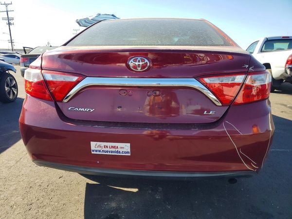 2016 TOYOTA CAMRY