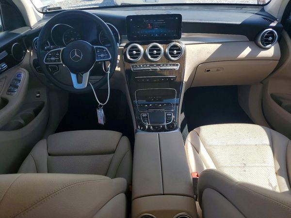 2021 MERCEDES-BENZ GLC