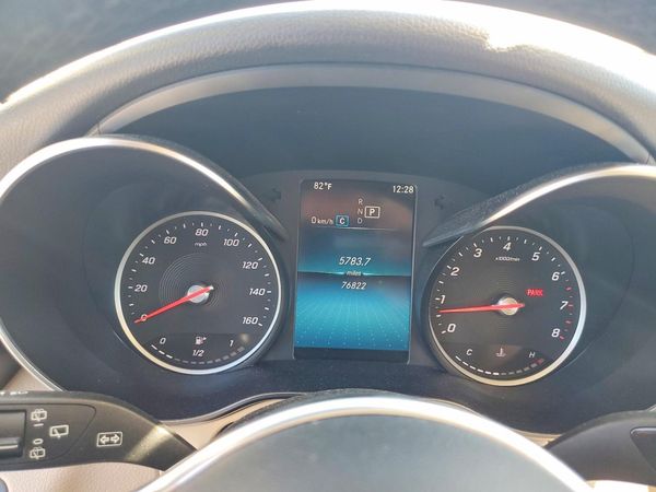 2021 MERCEDES-BENZ GLC