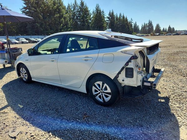 2017 TOYOTA PRIUS