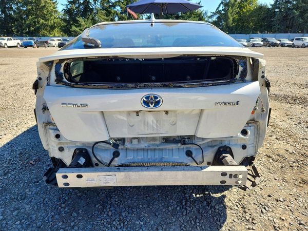 2017 TOYOTA PRIUS