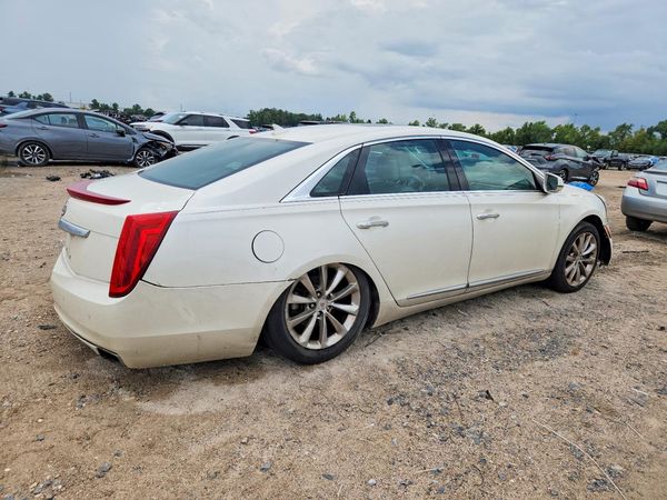 2013 CADILLAC XTS Luxury