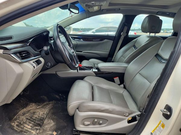 2013 CADILLAC XTS Luxury