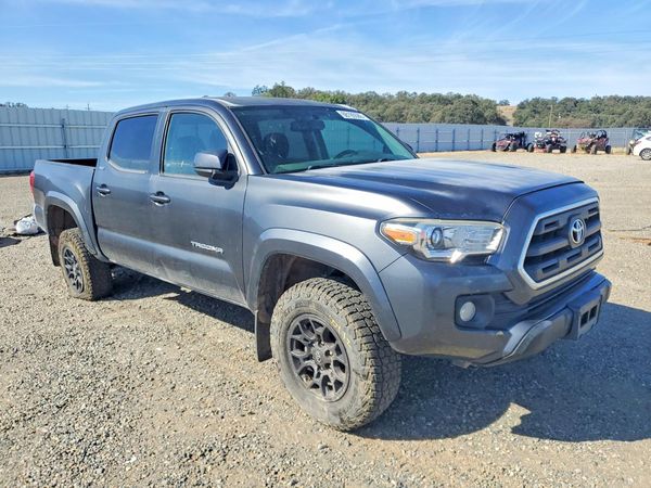 2017 TOYOTA TACOMA