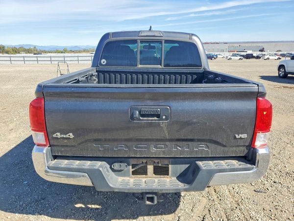 2017 TOYOTA TACOMA