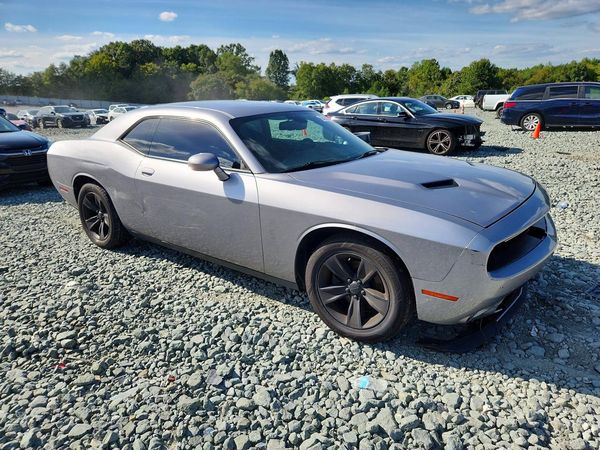 2016 DODGE CHALLENGER SXT