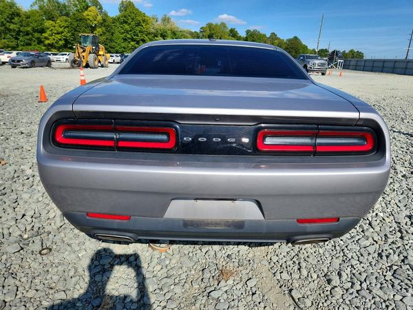 2016 DODGE CHALLENGER SXT