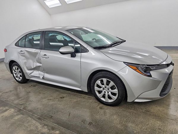2024 TOYOTA COROLLA — Passenger 3/4
