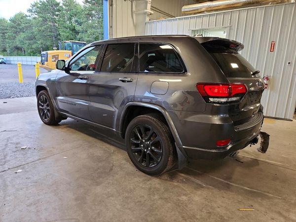 2020 JEEP GRAND CHEROKEE Laredo