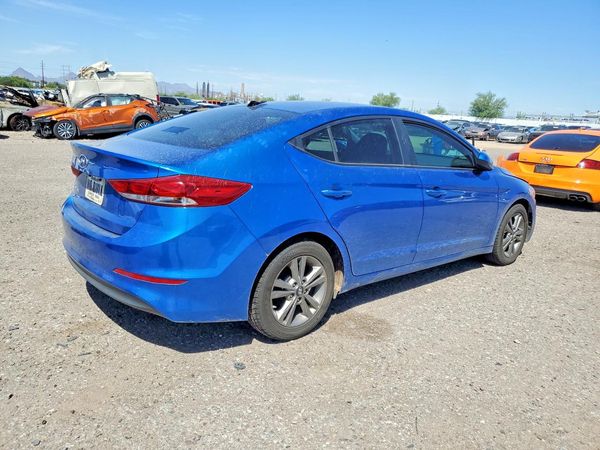 2017 HYUNDAI ELANTRA