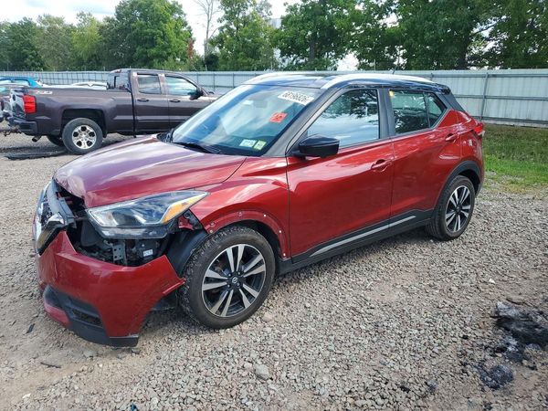 2019 NISSAN KICKS