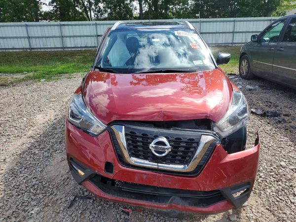 2019 NISSAN KICKS