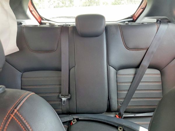2019 NISSAN KICKS