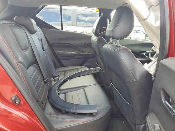 2019 NISSAN KICKS