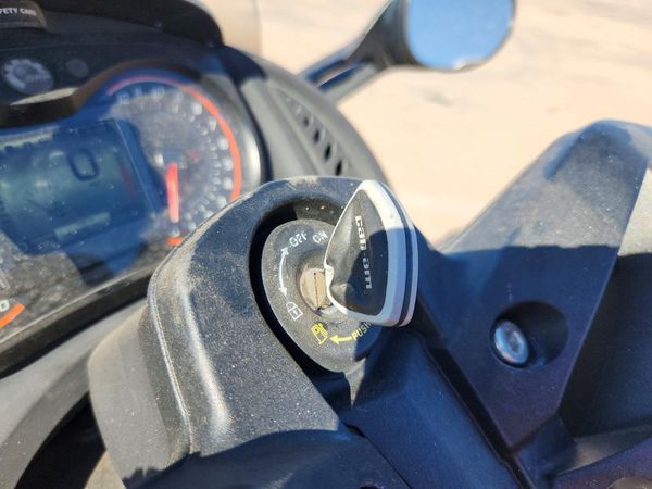 2016 CAN-AM SPYDER ROADSTER — KEYF