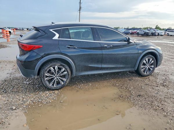 2018 INFINITI QX30