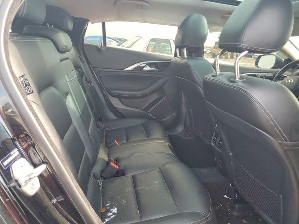 2018 INFINITI QX30