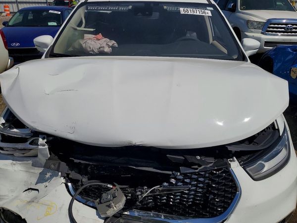 2022 CHRYSLER PACIFICA