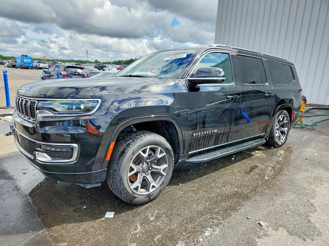 2024 JEEP WAGONEER Series III — Front 3/4