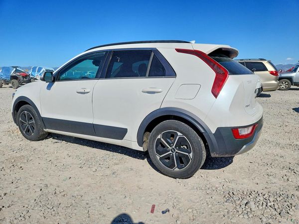 2023 KIA NIRO