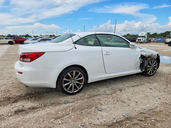 2013 LEXUS IS