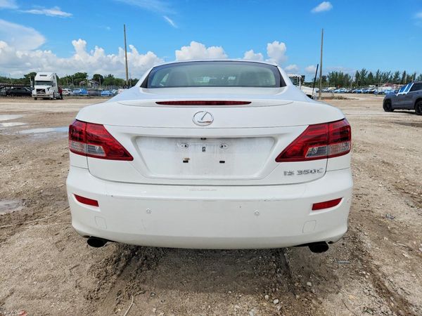 2013 LEXUS IS